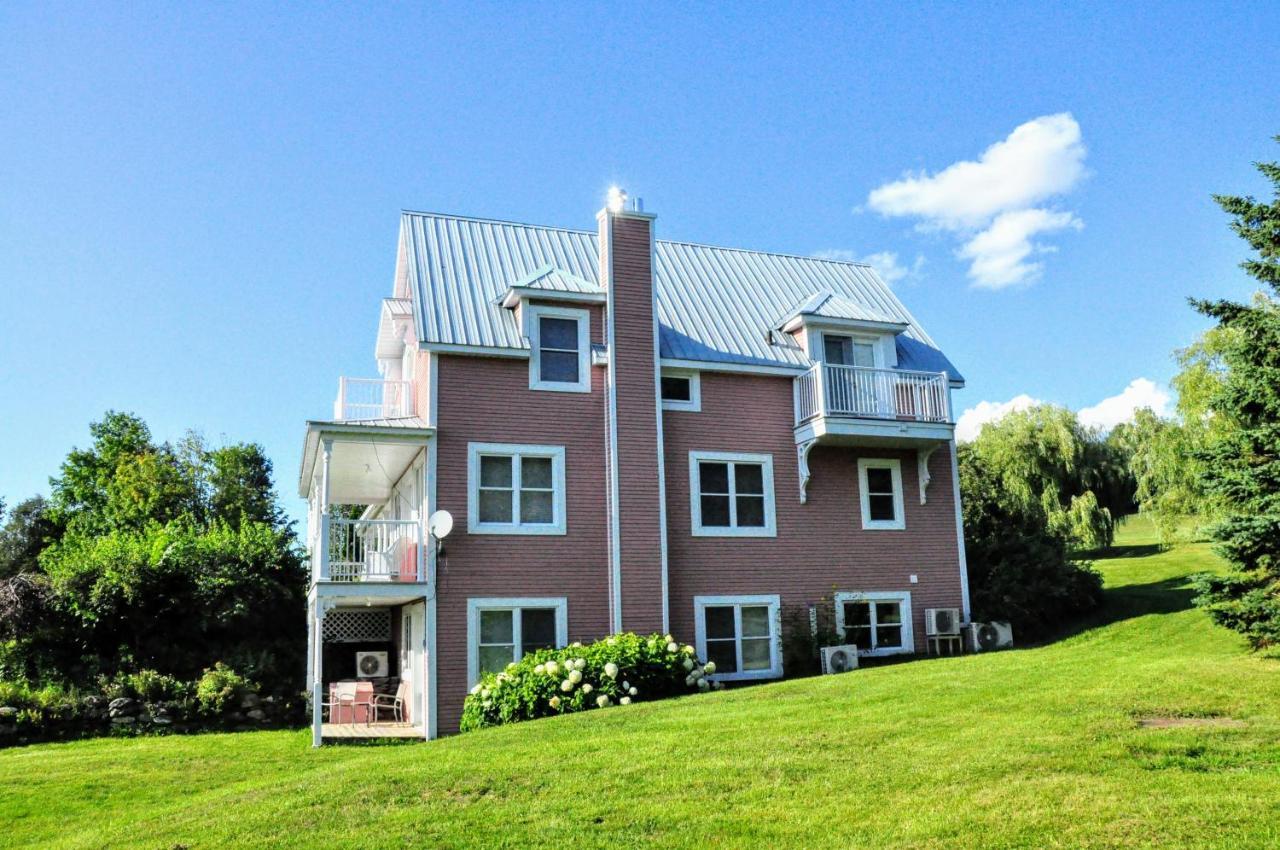 Auberge Le Tricorne North Hatley Eksteriør billede