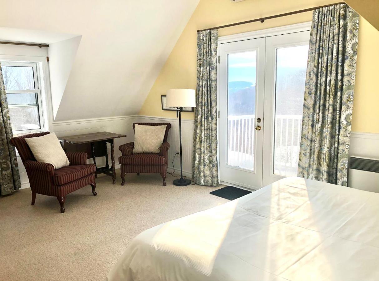 Auberge Le Tricorne North Hatley Eksteriør billede
