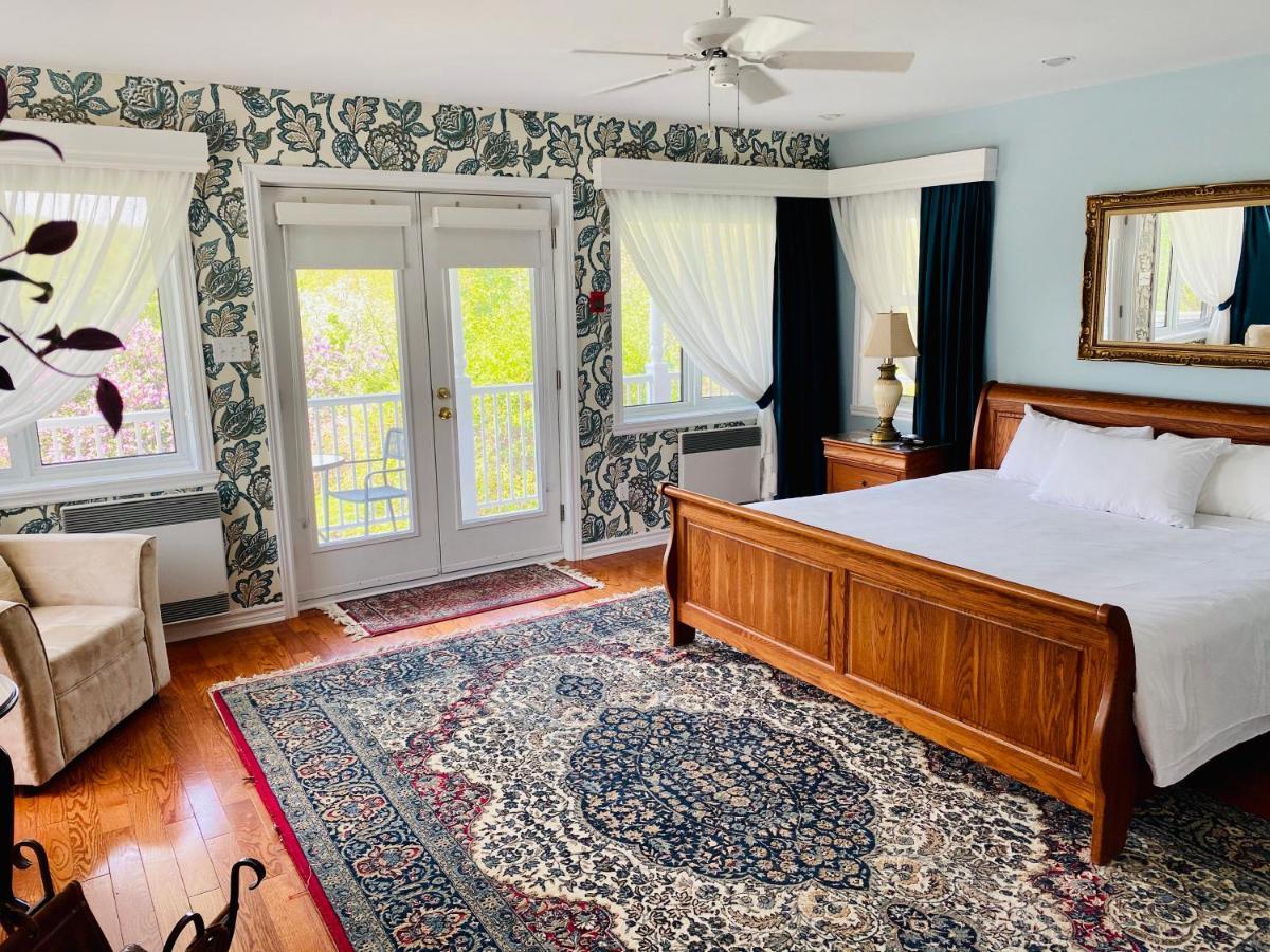 Auberge Le Tricorne North Hatley Eksteriør billede