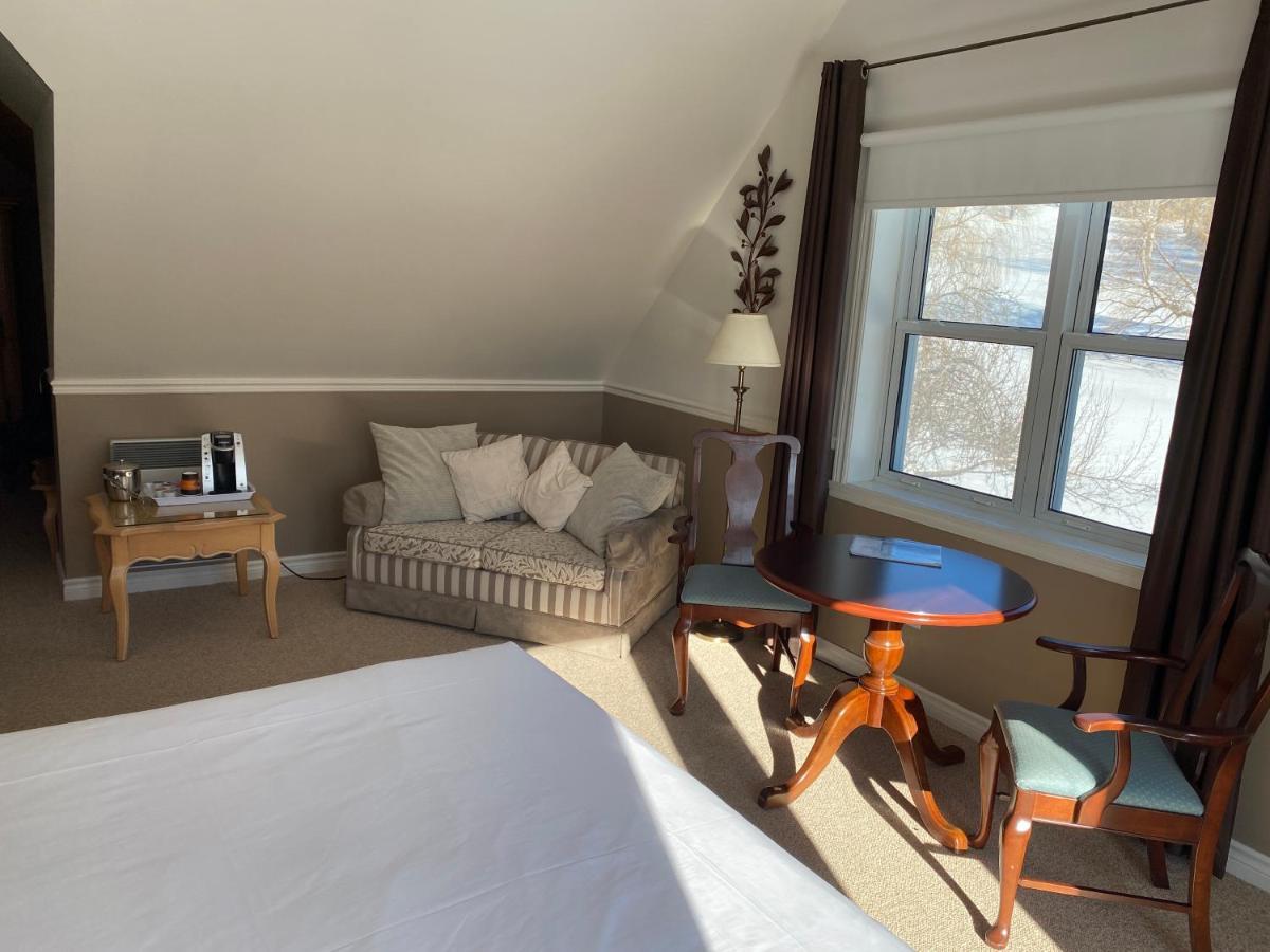 Auberge Le Tricorne North Hatley Eksteriør billede